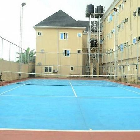 Newton Hotels Limited Owerri Eksteriør billede
