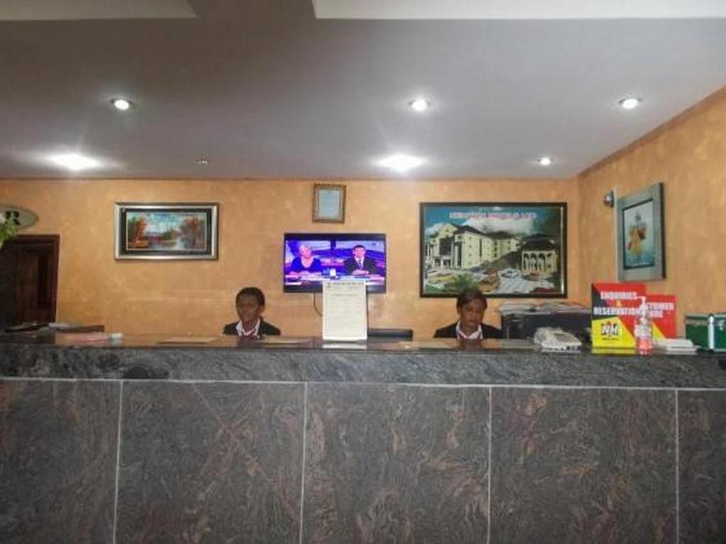 Newton Hotels Limited Owerri Eksteriør billede