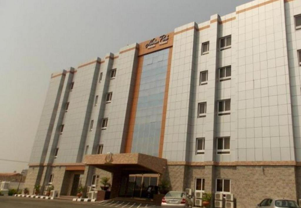 Newton Hotels Limited Owerri Eksteriør billede