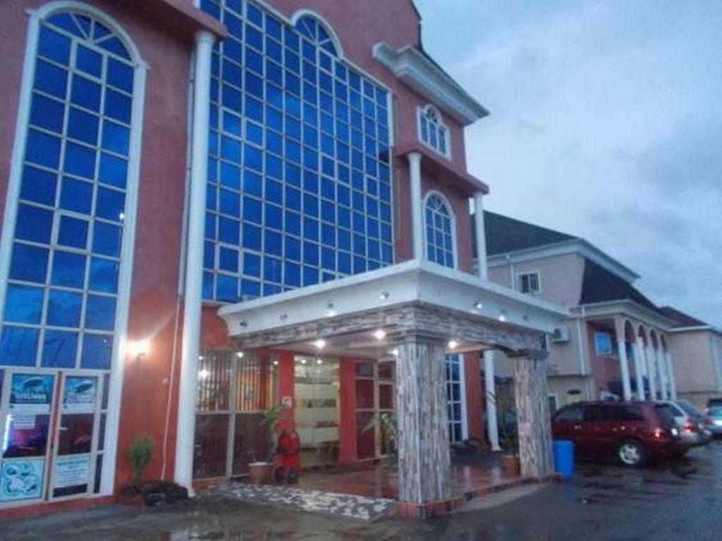 Newton Hotels Limited Owerri Eksteriør billede