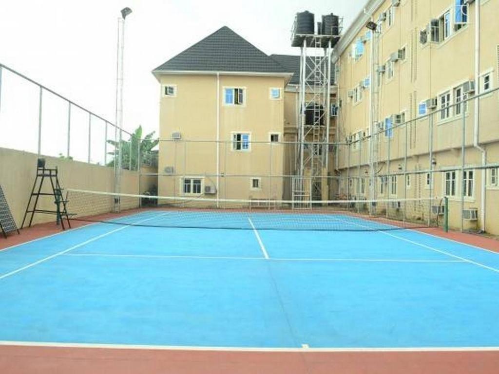 Newton Hotels Limited Owerri Eksteriør billede